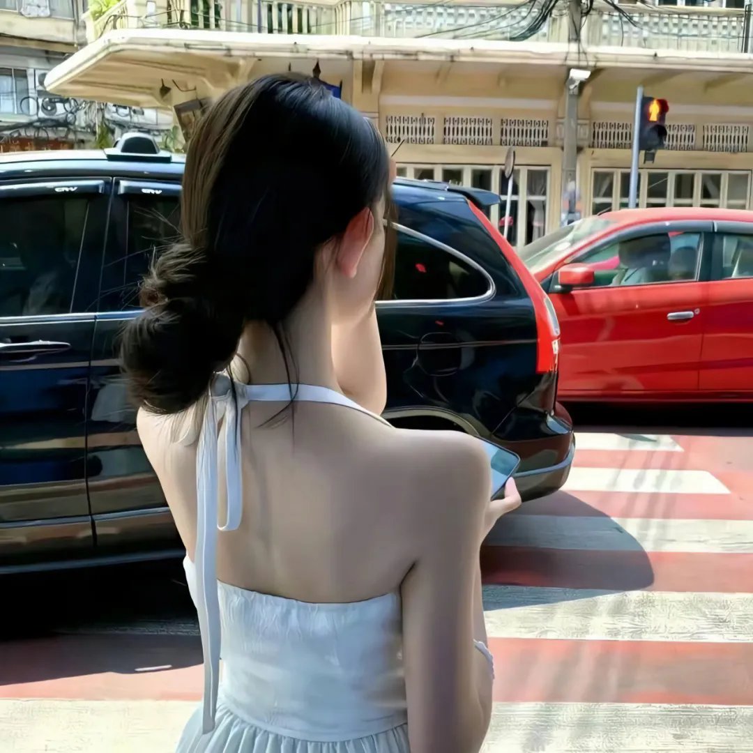 冰肌何曾惹尘埃