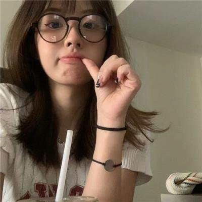 亲爱的罗梦娜！